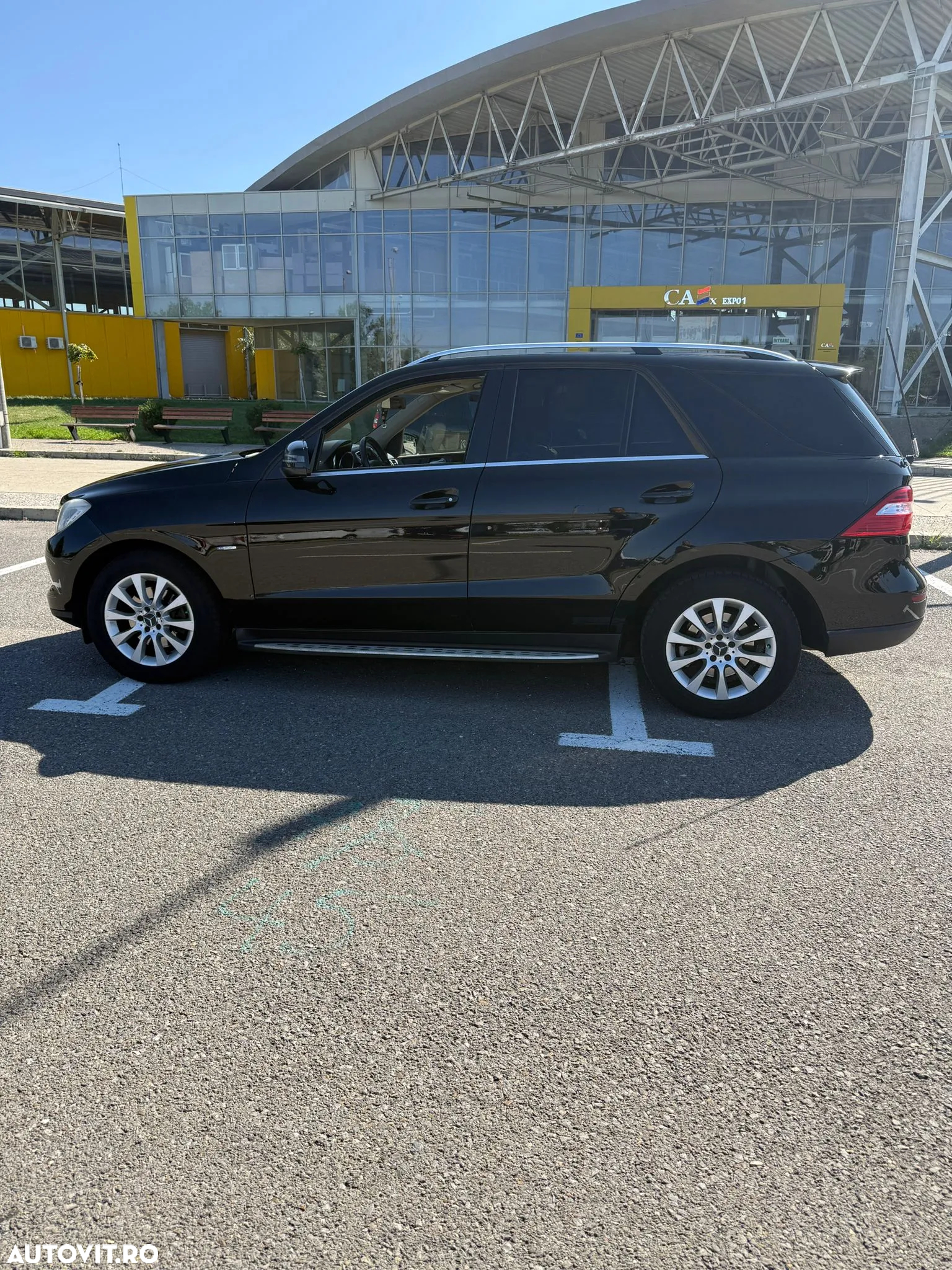 Mercedes-Benz ML 350 BlueTec 4MATIC Aut - 4