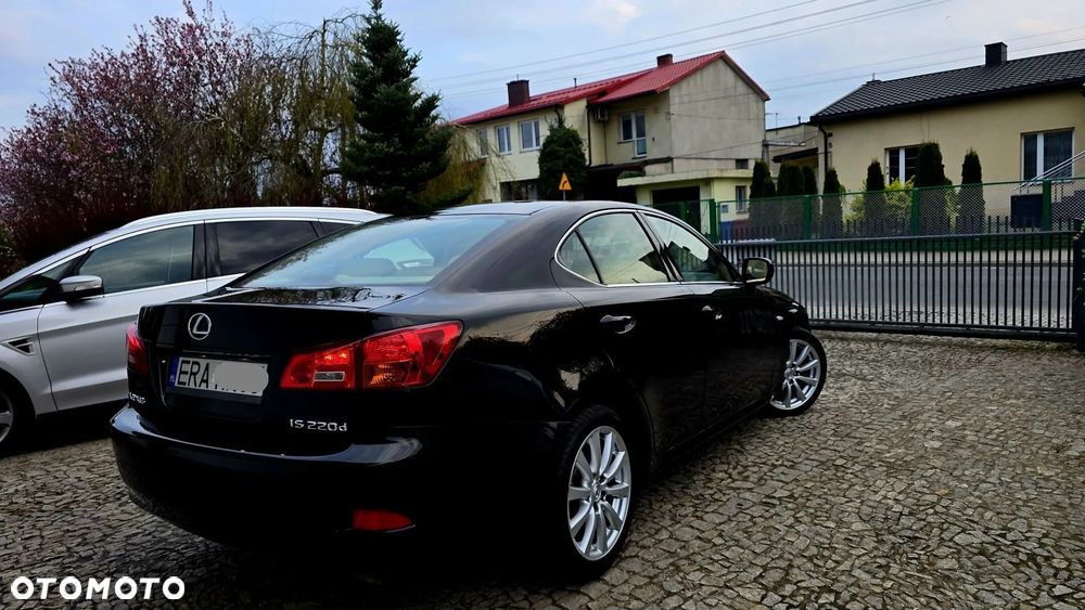 Lexus IS 220d - 19