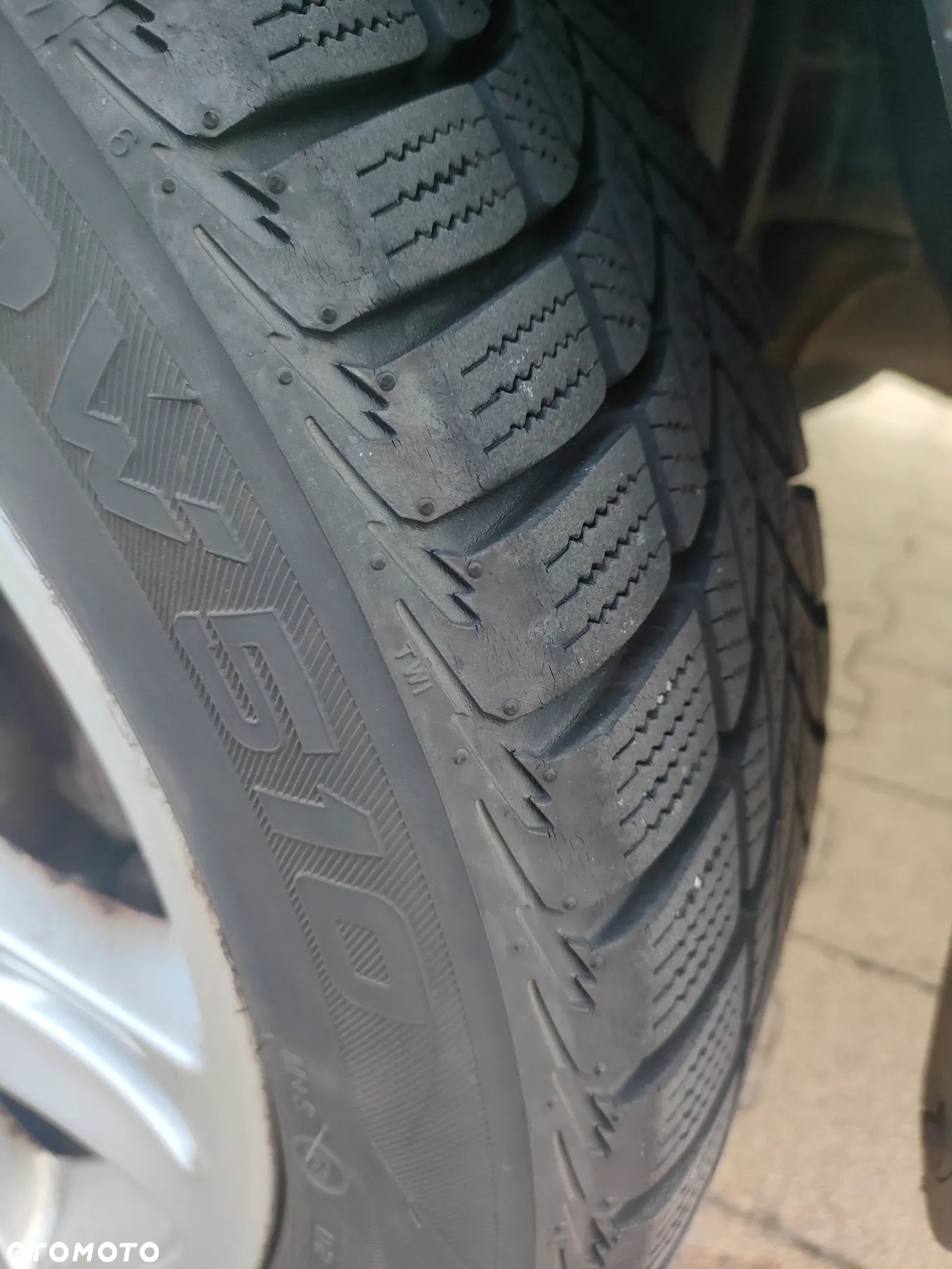 Volvo S40 1.9D Sport - 7