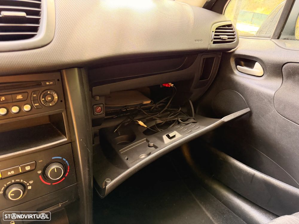 Peugeot 207 1.4 HDi Sport - 15
