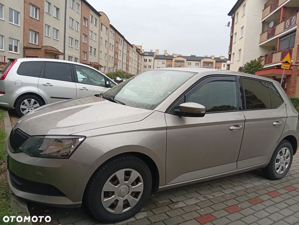 Skoda Fabia - 10