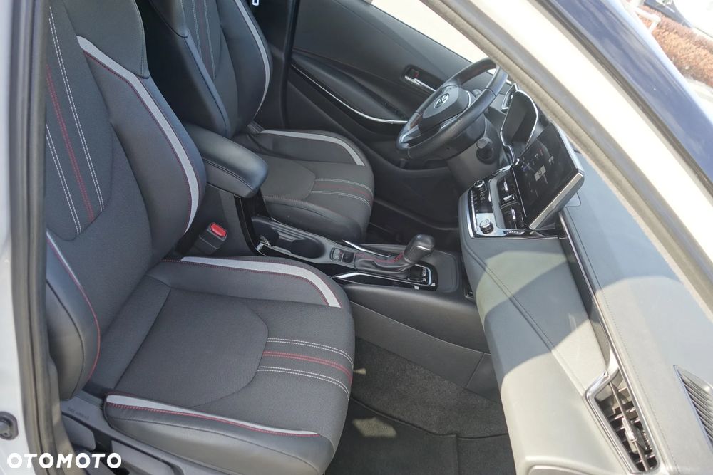 Toyota Corolla 1.8 Hybrid GR Sport - 10