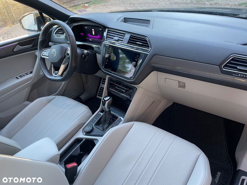 Volkswagen Tiguan Allspace - 19