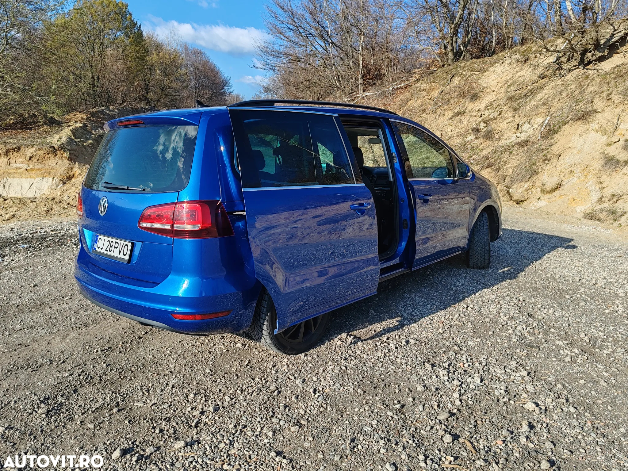 Volkswagen Sharan 2.0 TDI DSG (BlueMotion Technology) Highline - 4