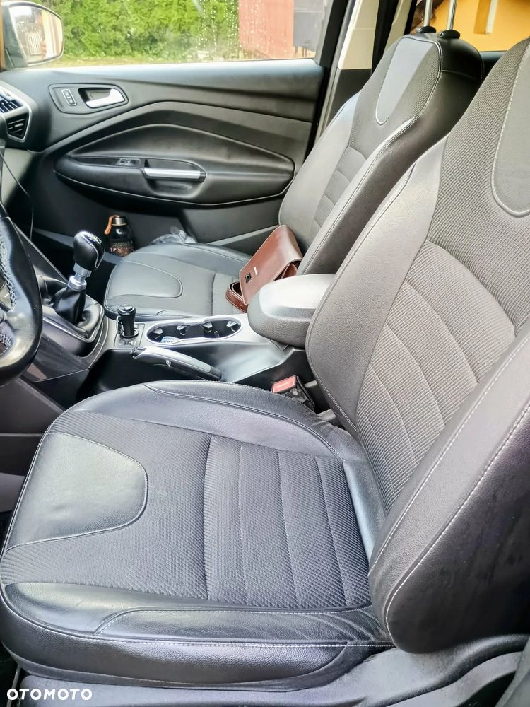 Ford Kuga 2.0 TDCi 4WD Titanium Plus - 15