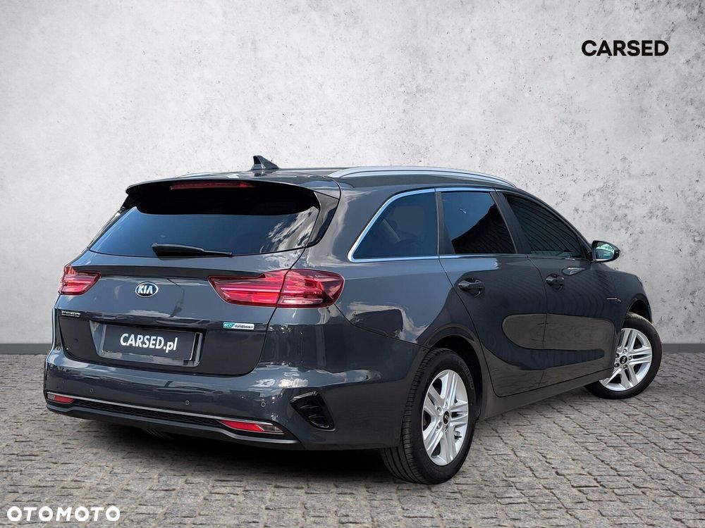 Kia Ceed - 7