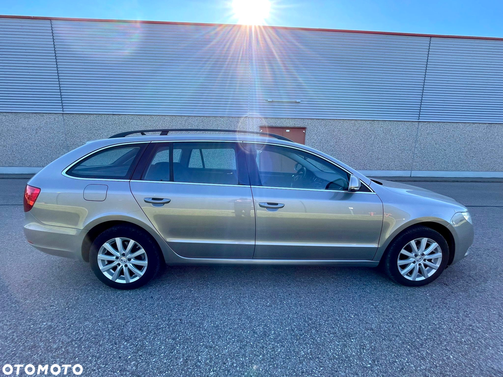 Skoda Superb 2.0 TDI Elegance - 8