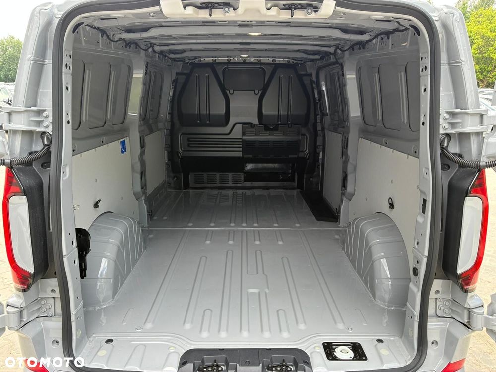 Volkswagen Transporter T7 Furgon EDITION Automat/L2H1, 2.0 TDI 170 KM, r.o. 3500 mm - 13