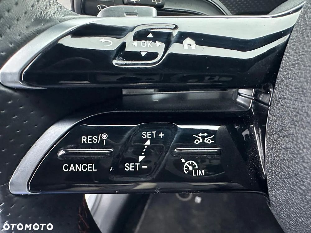 Mercedes-Benz Klasa A 180 d 8G-DCT AMG Line - 18