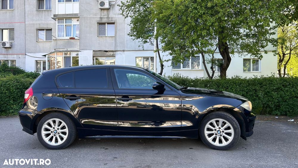 BMW Seria 1 116i - 8