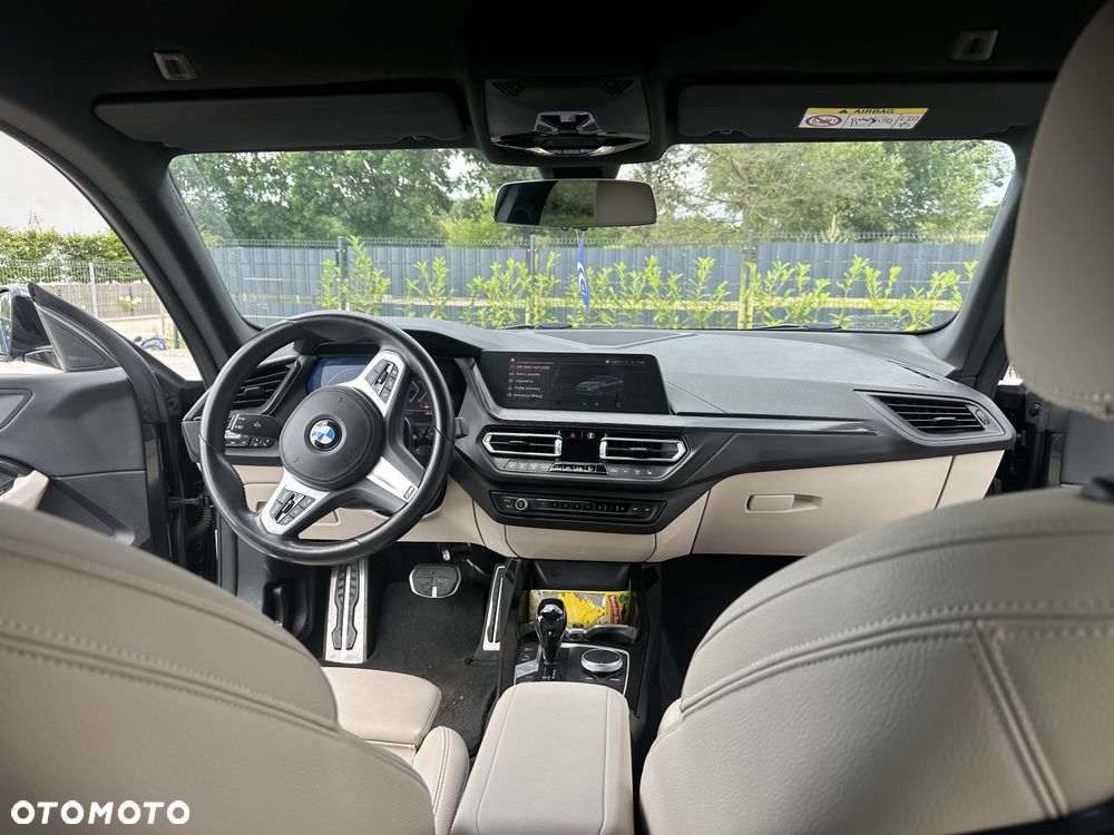 BMW Seria 2 218i M Sport - 5