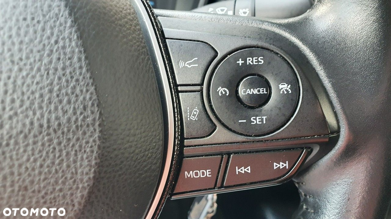 Toyota Corolla 1.6 Comfort - 25