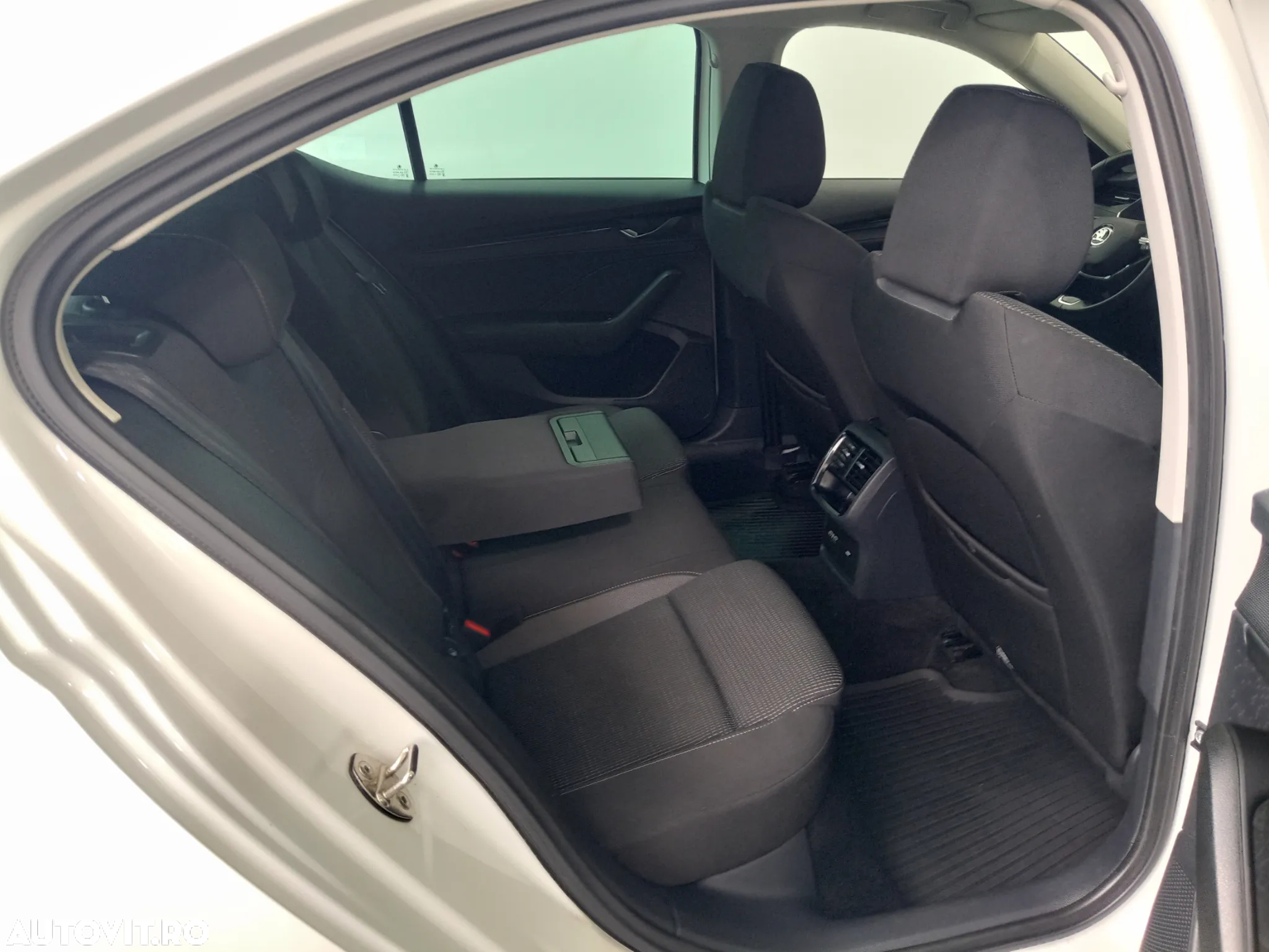 Skoda Octavia 1.0 TSI Ambition - 26