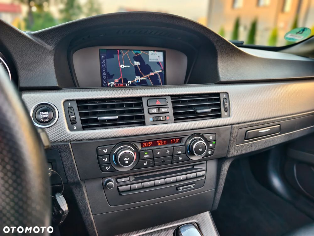 BMW Seria 3 320d M Sport Edition - 13