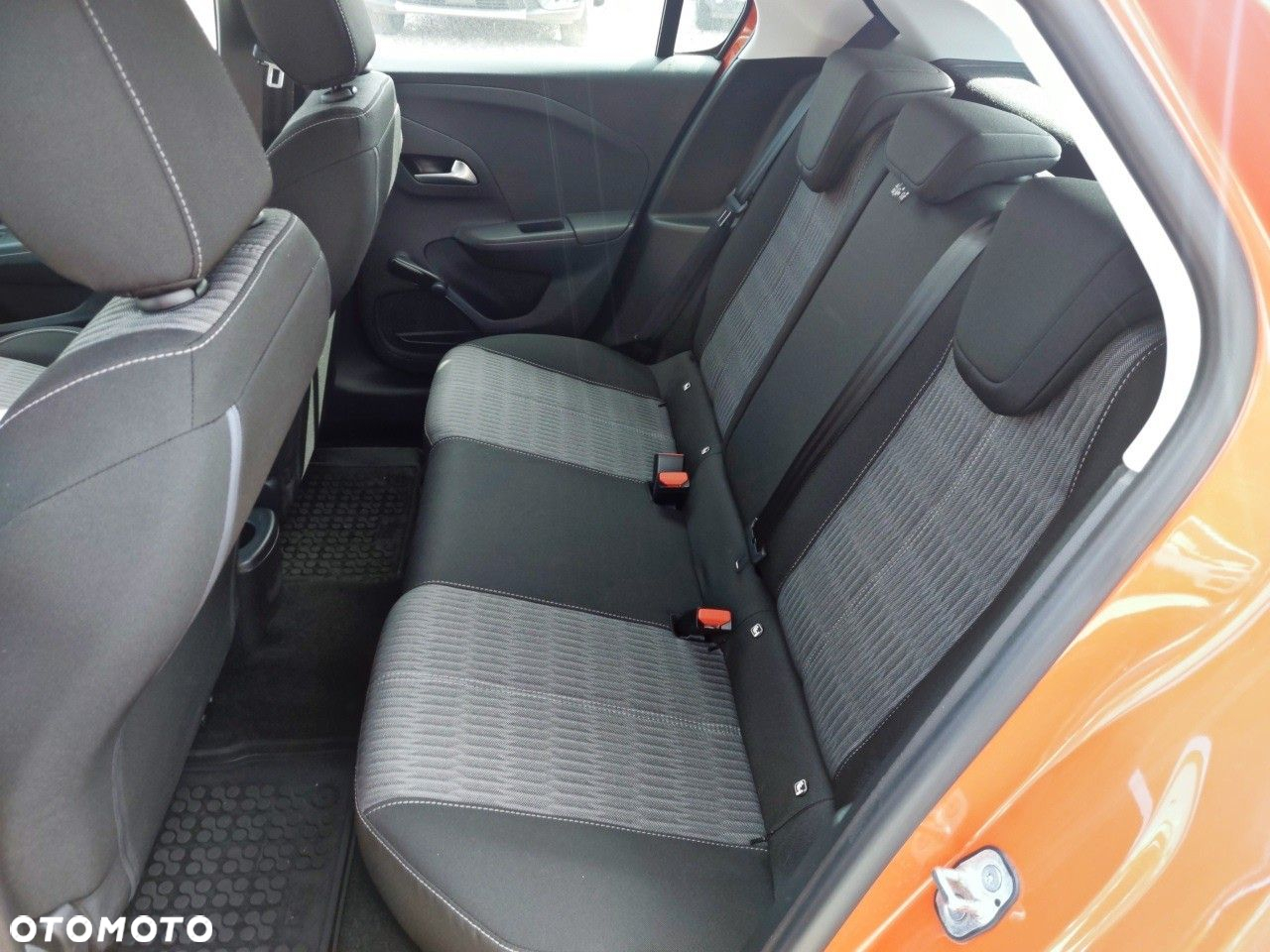Opel Corsa 1.2 S&S - 10