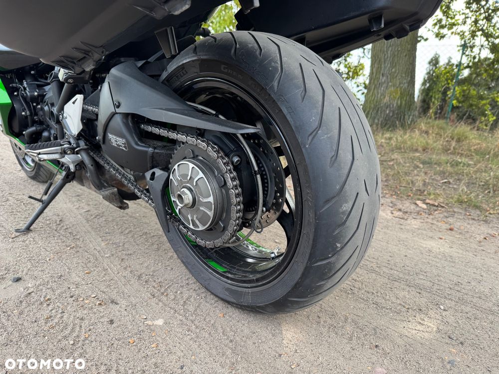 Kawasaki Ninja H2 SX - 9