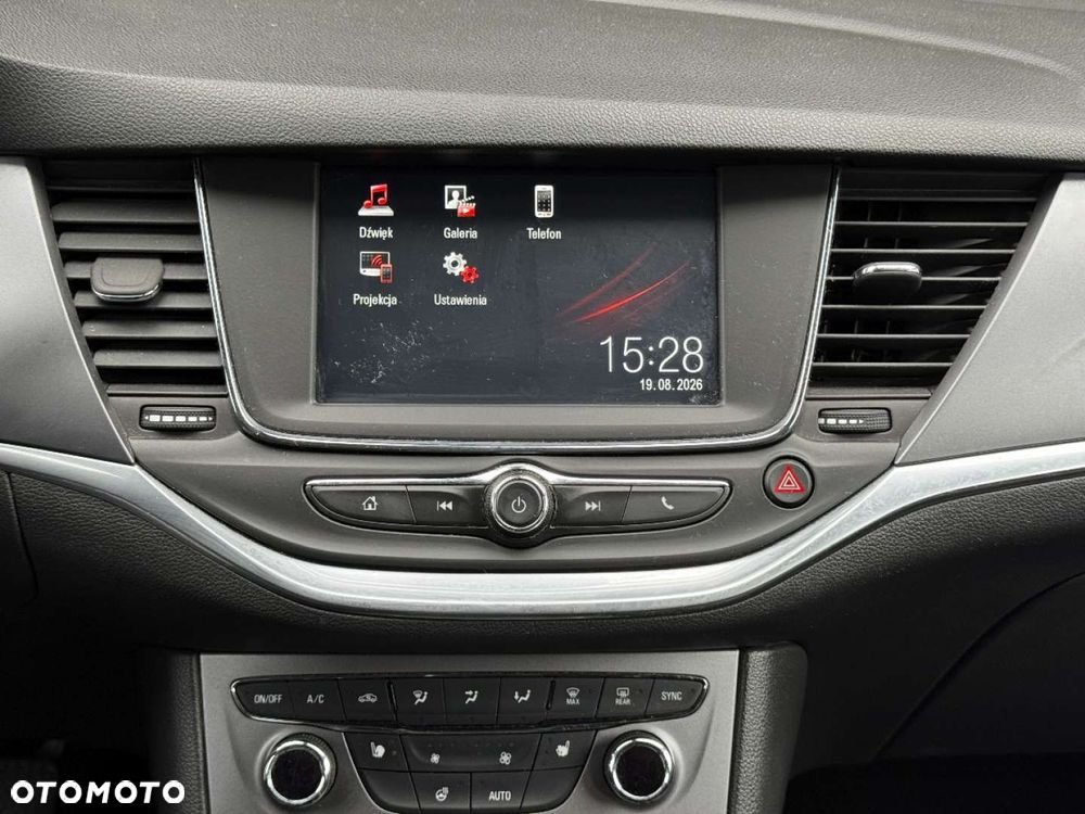Opel Astra 1.4 Turbo Innovation - 28