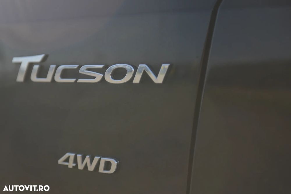 Hyundai Tucson 2.0 CRDI 4WD Style - 8