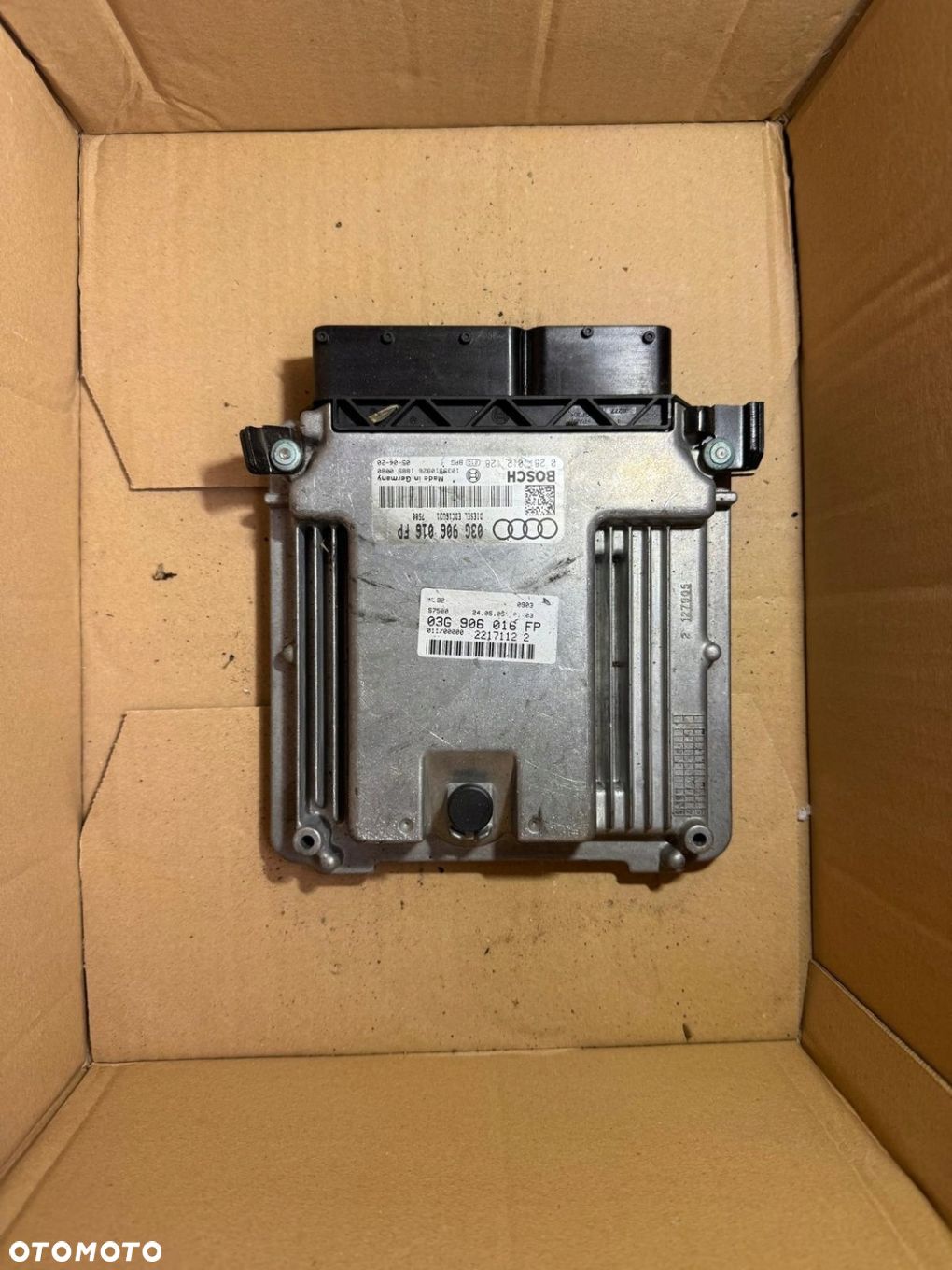 KOMPUTER SILNIKA AUDI A4 B7 2.0 TDI BPW 03G906016FP - 1
