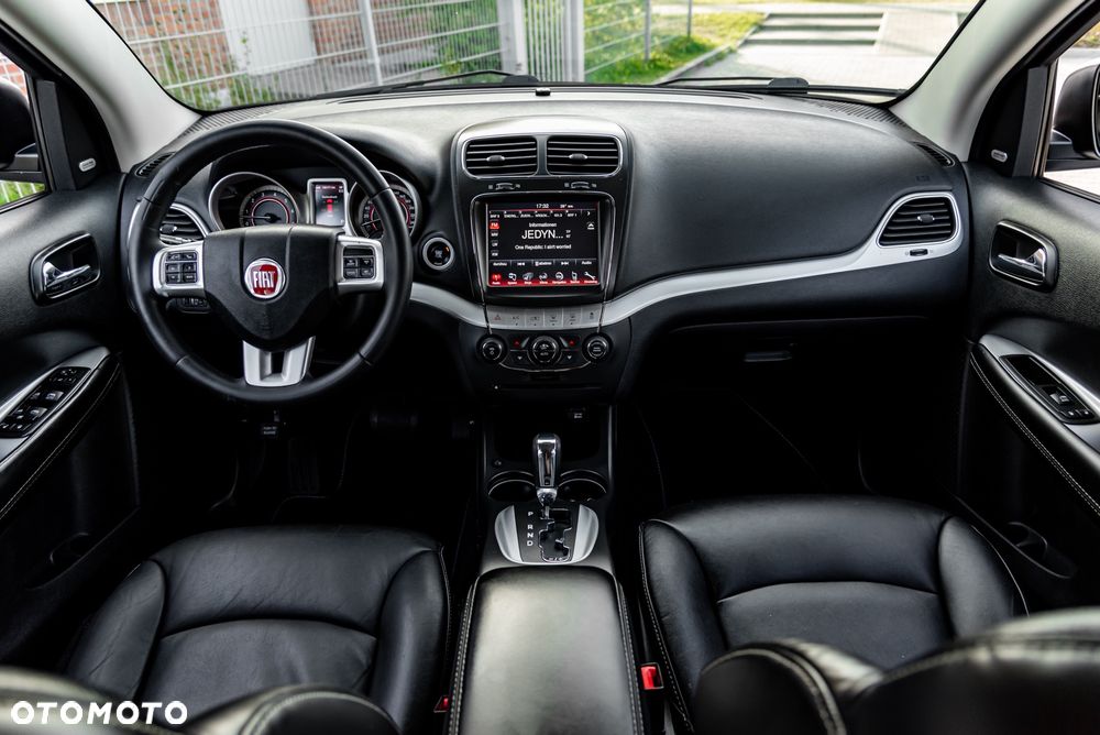 Fiat Freemont 3.6 V6 Lounge - 27