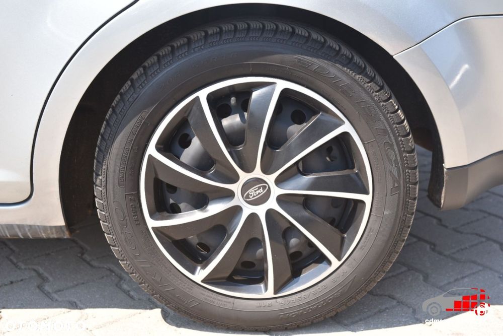 Ford C-MAX - 11