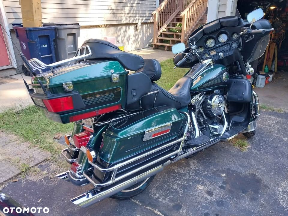 Harley-Davidson FLHT Electra Glide Standard - 39