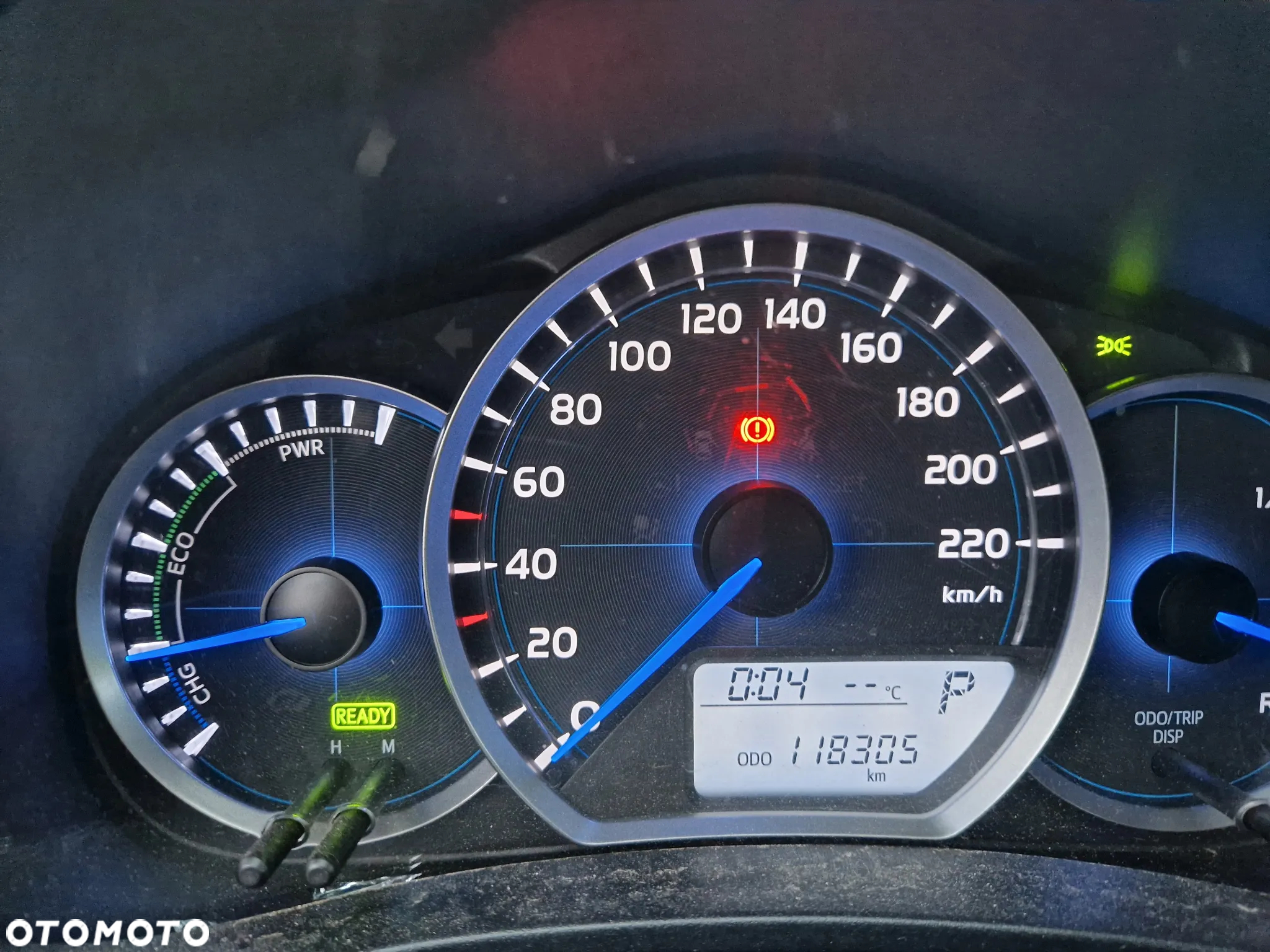 Toyota Yaris Hybrid 100 Active - 22
