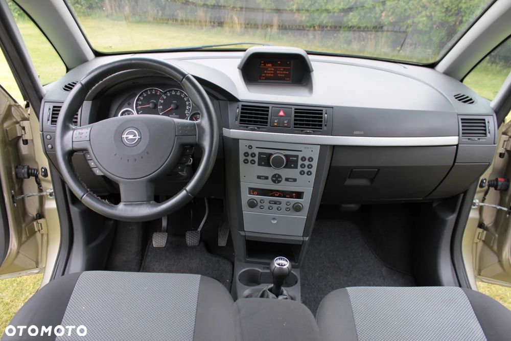 Opel Meriva - 18