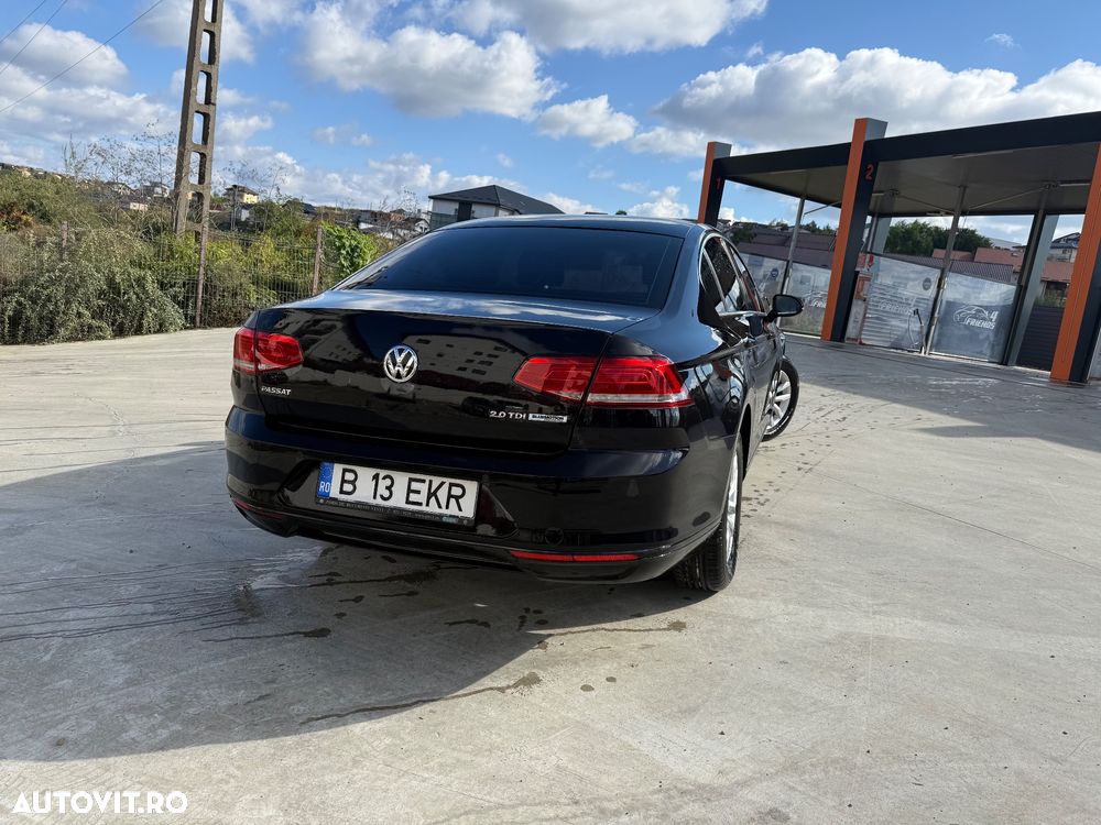 Volkswagen Passat 2.0 TDI DSG Highline - 14