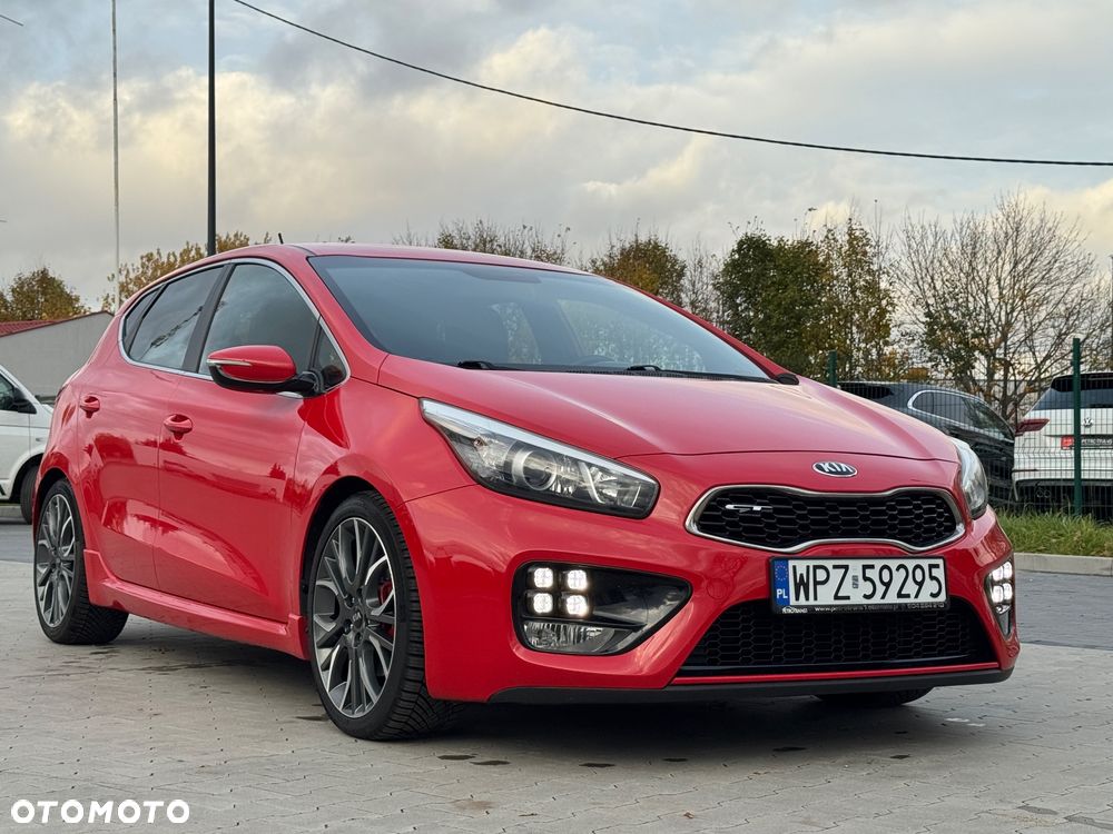Kia Ceed - 14