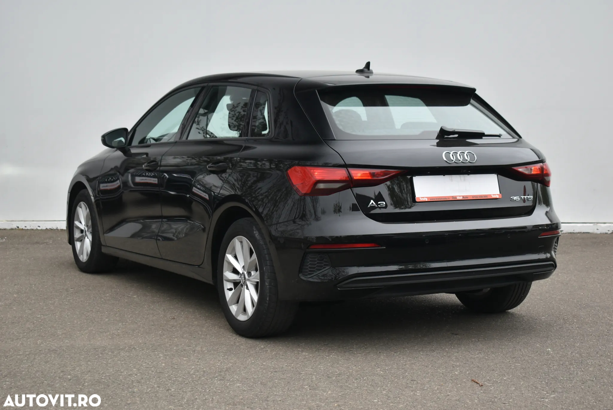 Audi A3 1.5 35 TFSI S tronic Design - 3