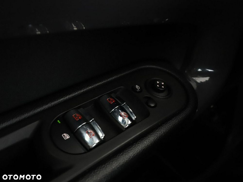 MINI Countryman Cooper S E All4 - 36