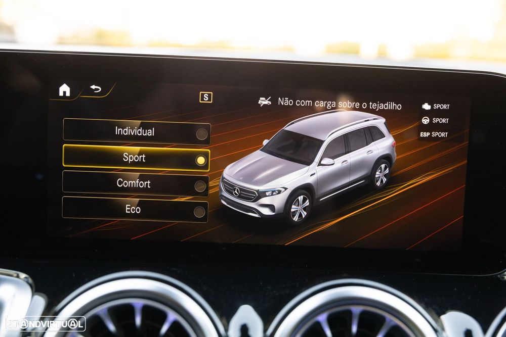 Mercedes-Benz EQB 300 4Matic AMG Line - 35