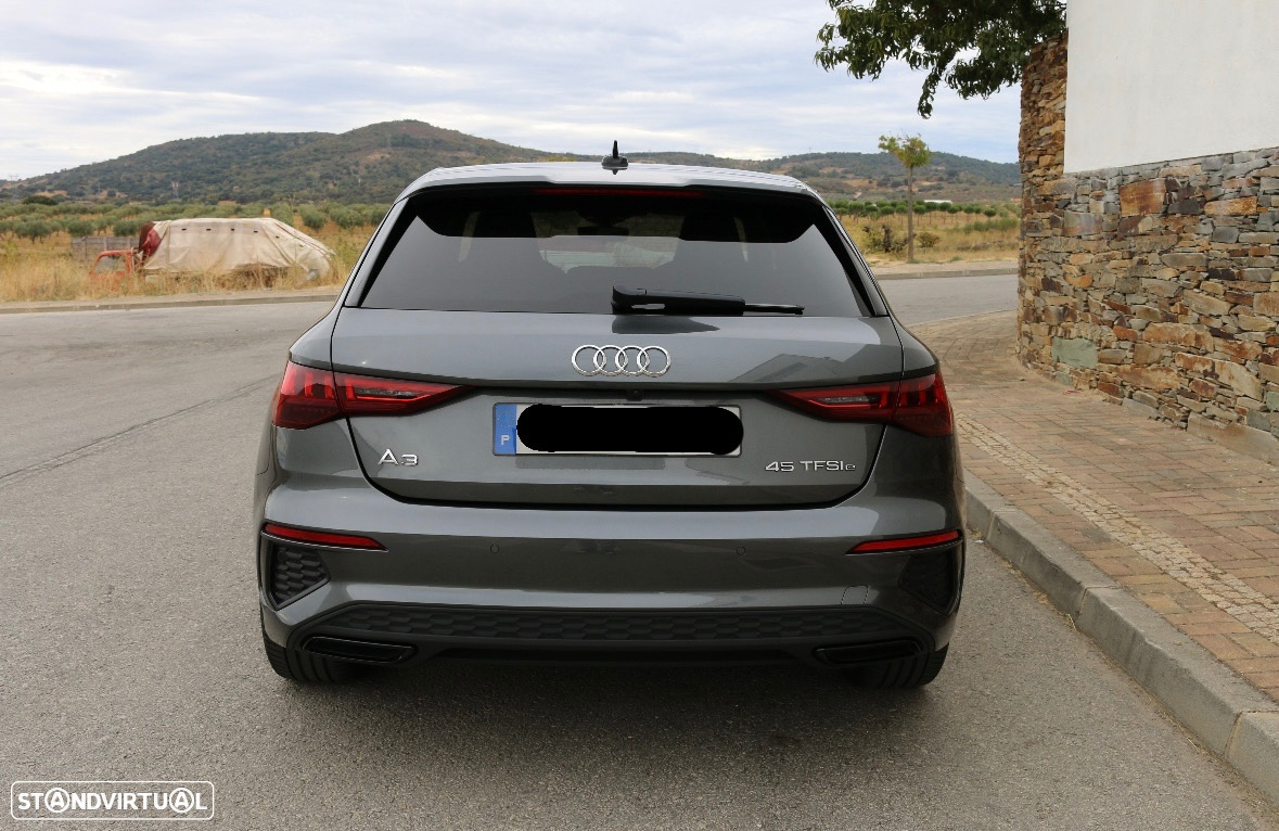 Audi A3 Sportback 45 TFSIe S line - 12