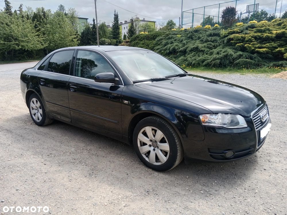 Audi A4 - 4