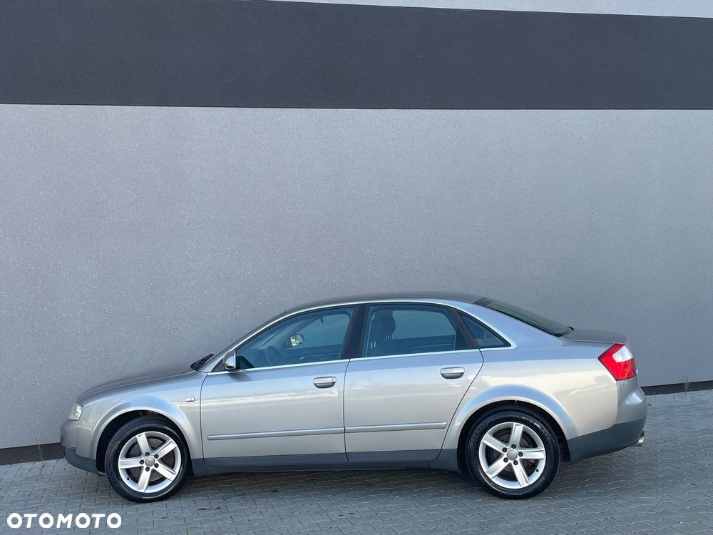 Audi A4 Limousine 1.8 T - 11