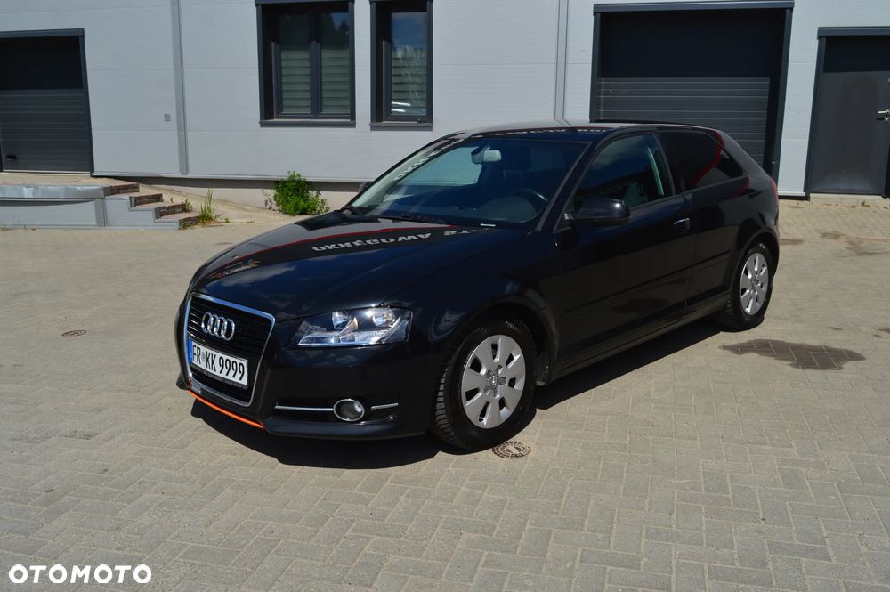 Audi A3 3-drzwiowe 1.6 TDI DPF Ambiente - 4