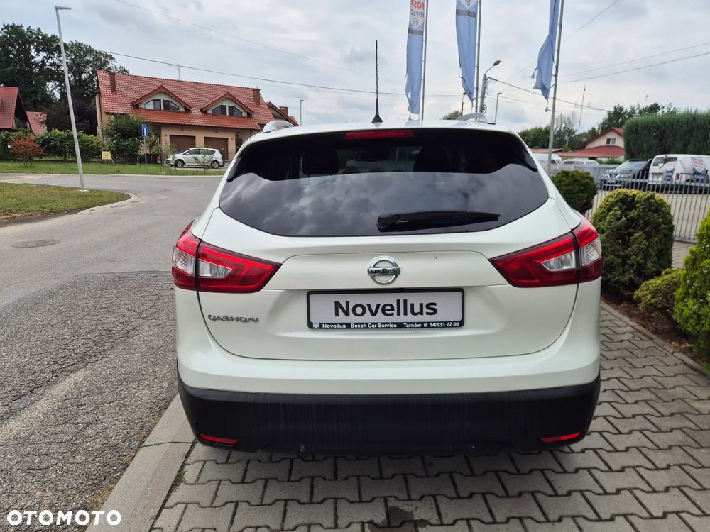 Nissan Qashqai 1.6 DCi Tekna Xtronic EU6 - 5