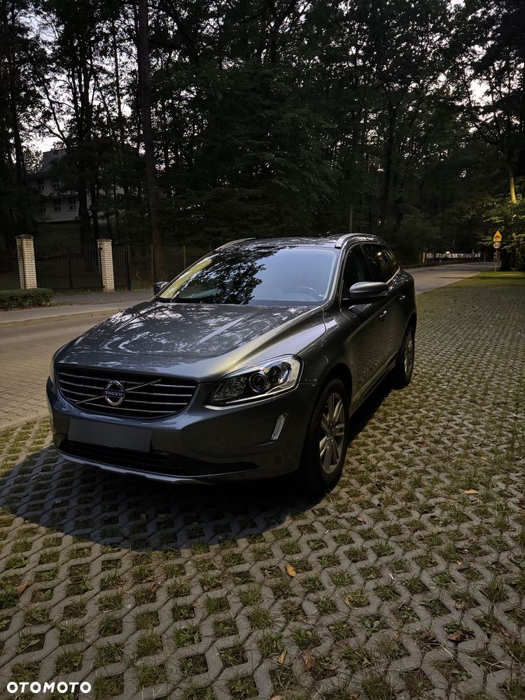 Volvo XC 60 D5 AWD Summum - 2
