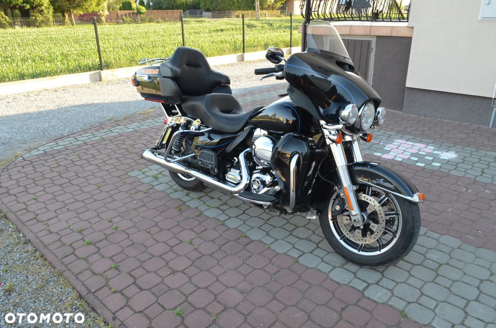 Harley-Davidson FLH Electra Glide - 21