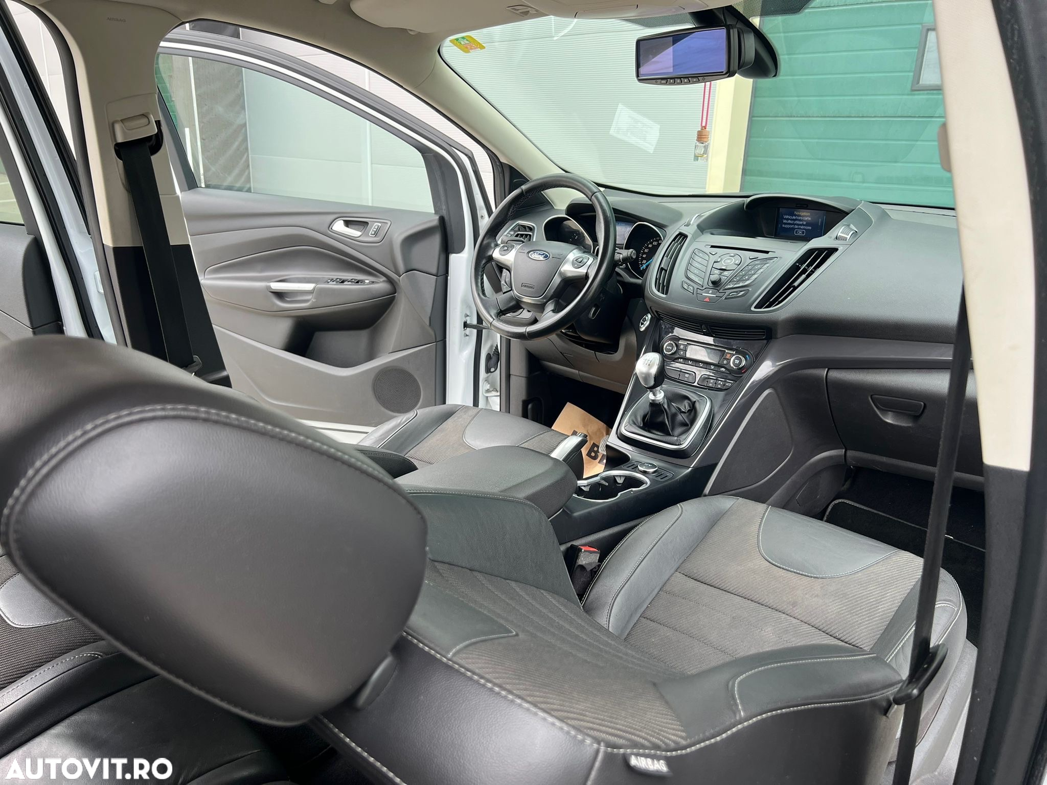 Ford Kuga 2.0 TDCi 2x4 Individual - 7
