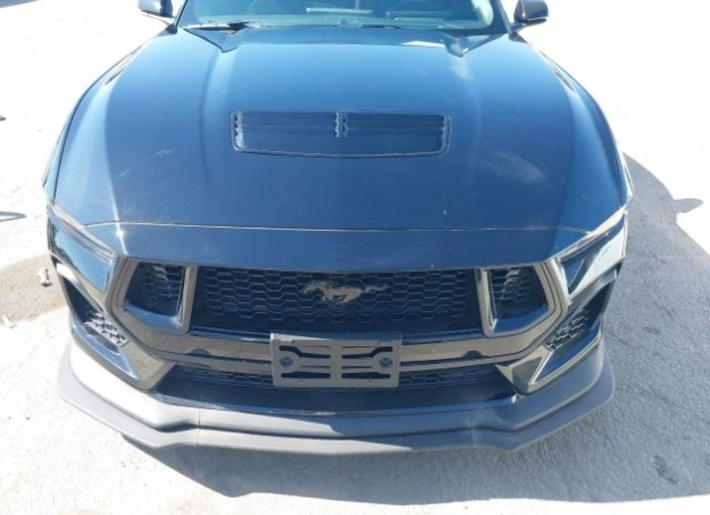 Ford Mustang - 2