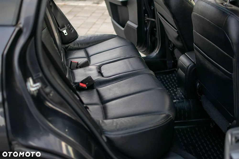 Subaru Forester - 33