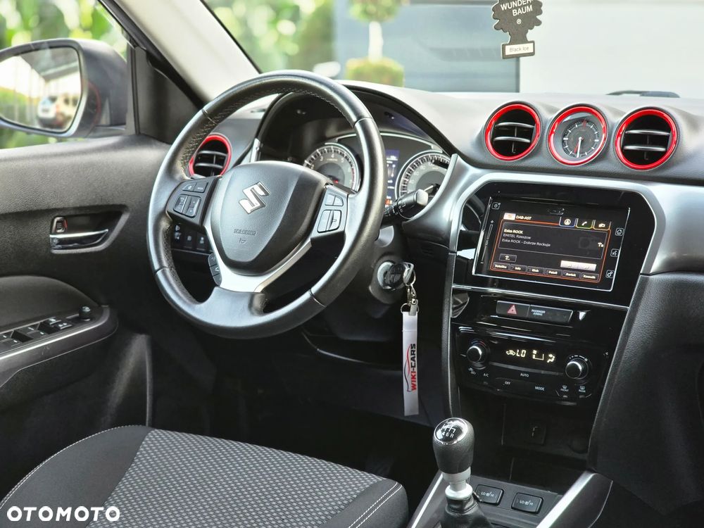 Suzuki Vitara 1.4 Boosterjet Elegance 2WD - 21