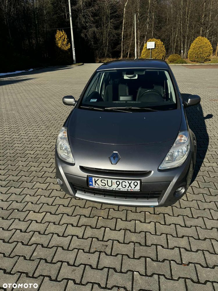 Renault Clio - 2