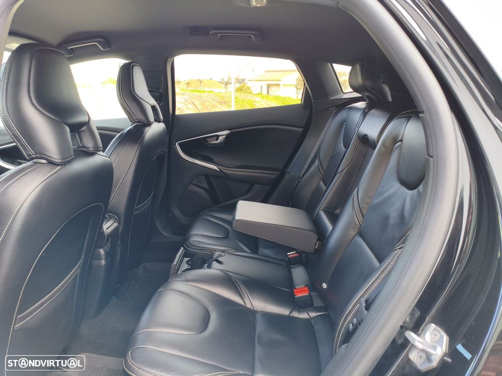 Volvo V40 D4 RDesign - 22