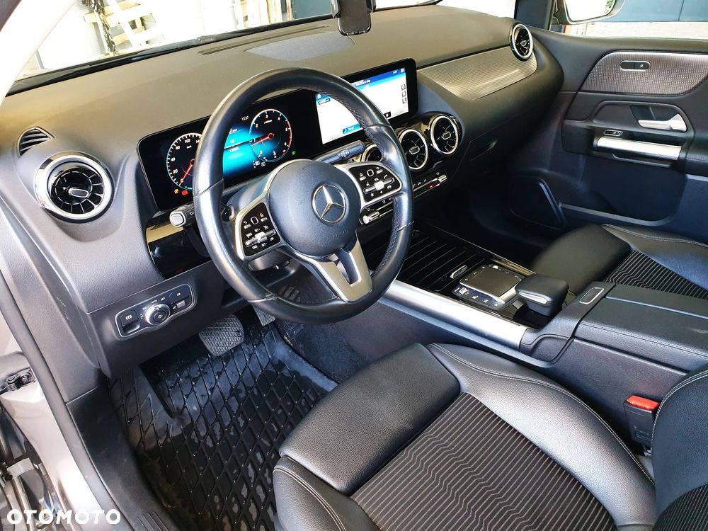 Mercedes-Benz Klasa B 180 d Progressive 8G-DCT - 15