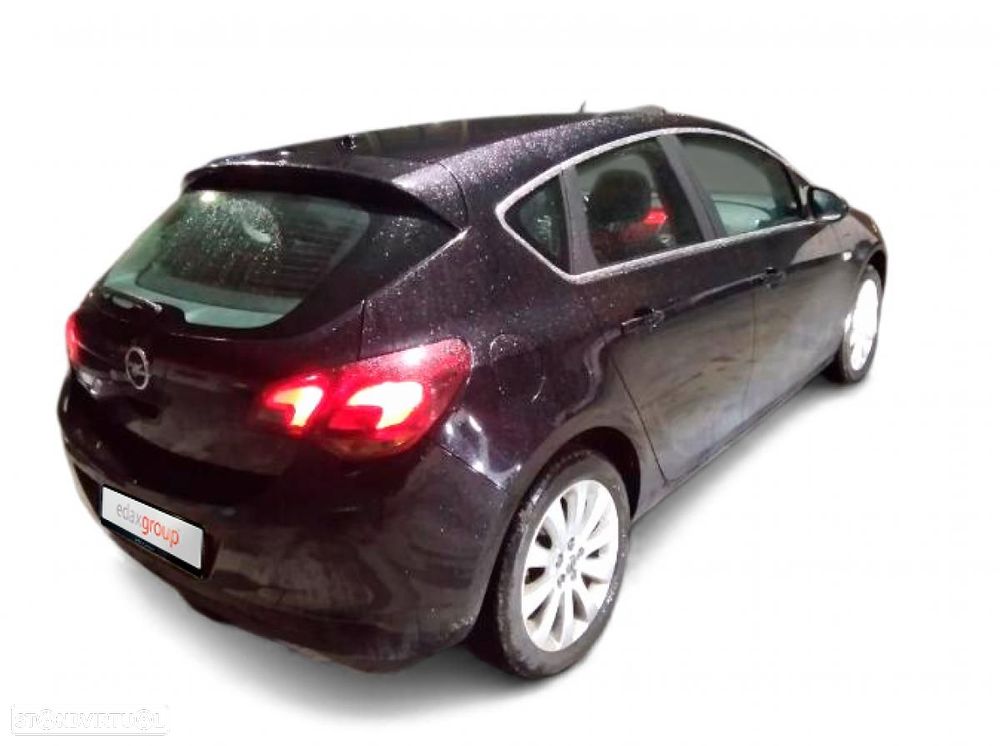 Opel Astra - 2
