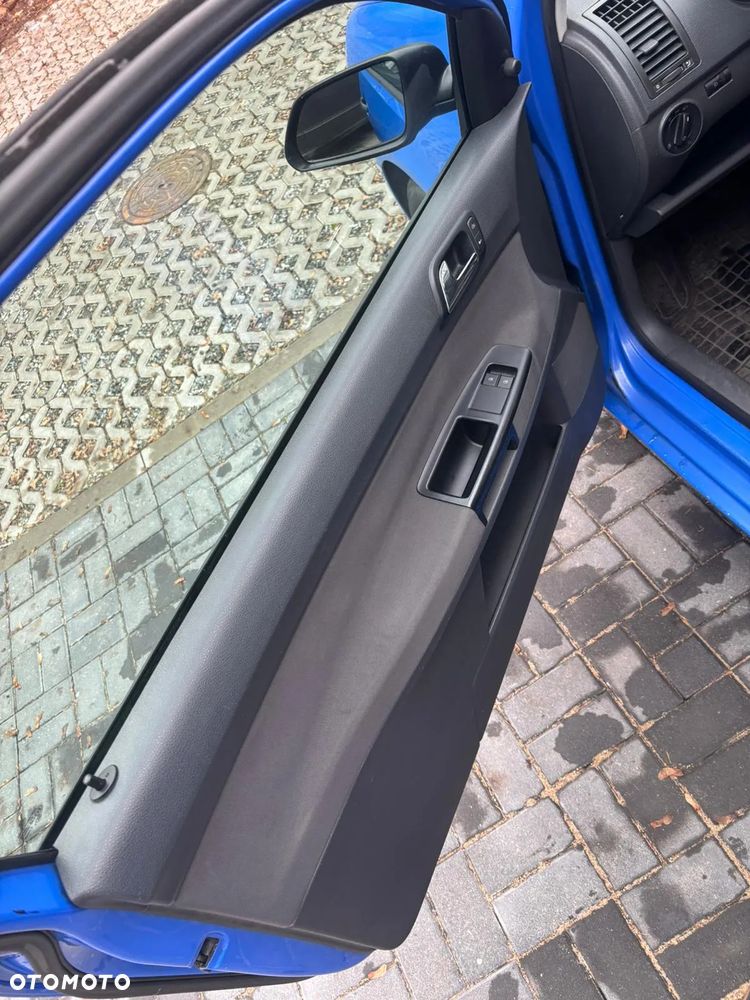 Volkswagen Polo - 7