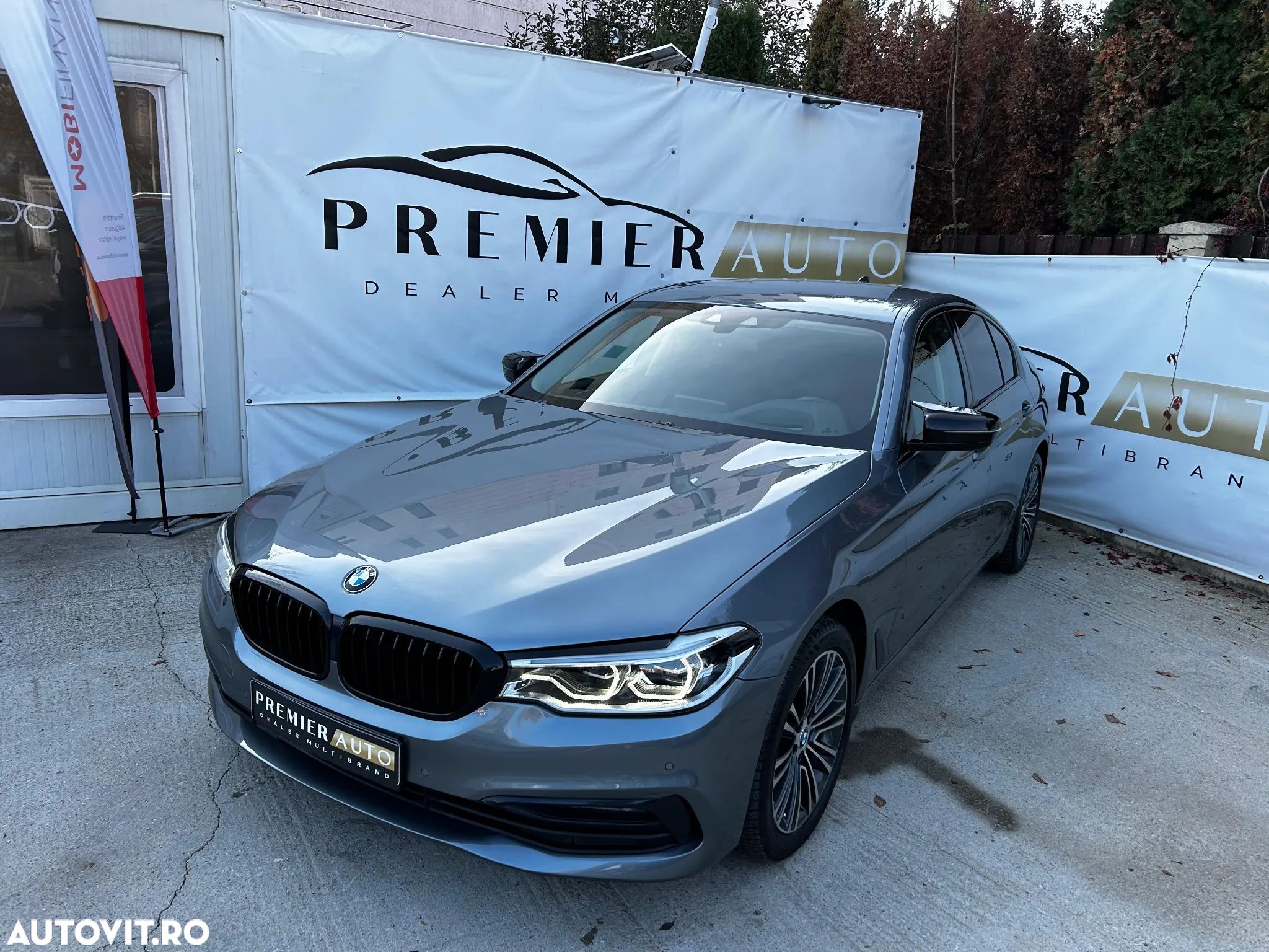 BMW Seria 5 520d Aut. Sport Line - 1